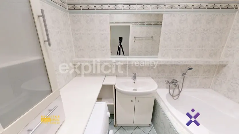 Pronájem bytu 2+1, Zlín - Malenovice, Husova, 48 m2