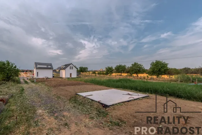 Prodej pozemku pro bydlení, Znojmo, 1369 m2