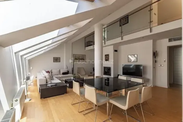 Pronájem bytu 4+kk, Praha - Smíchov, Kroftova, 182 m2
