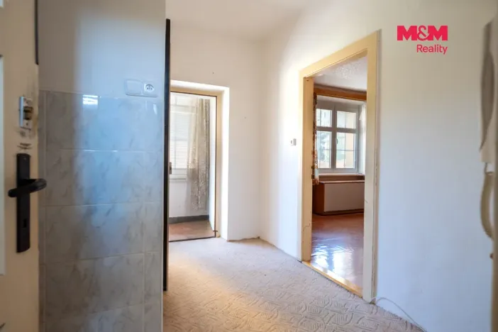 Prodej bytu 1+kk, Vimperk - Vimperk II, 1. máje, 37 m2