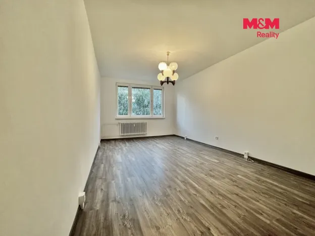 Pronájem bytu 2+1, Karviná - Hranice, Bratr. Veverkových, 52 m2