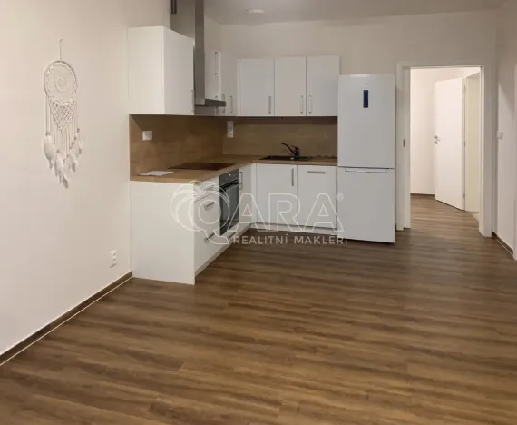 Pronájem bytu 2+kk, Ivančice, Komenského náměstí, 49 m2