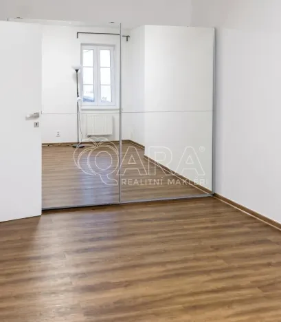 Pronájem bytu 2+kk, Ivančice, Komenského náměstí, 49 m2