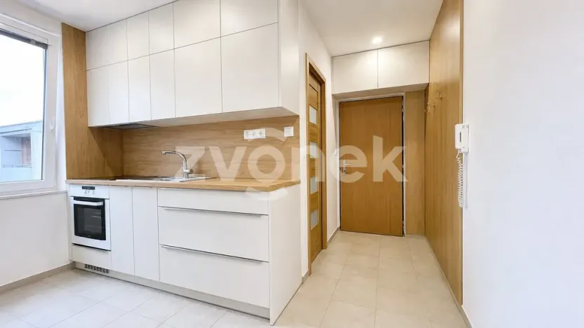 Pronájem bytu 2+1, Zlín, Družstevní, 48 m2