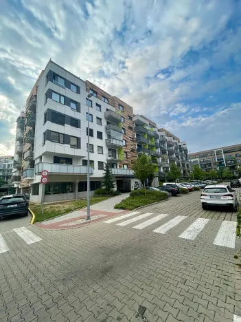 Pronájem bytu 1+kk, Praha - Střížkov, Makedonská, 34 m2