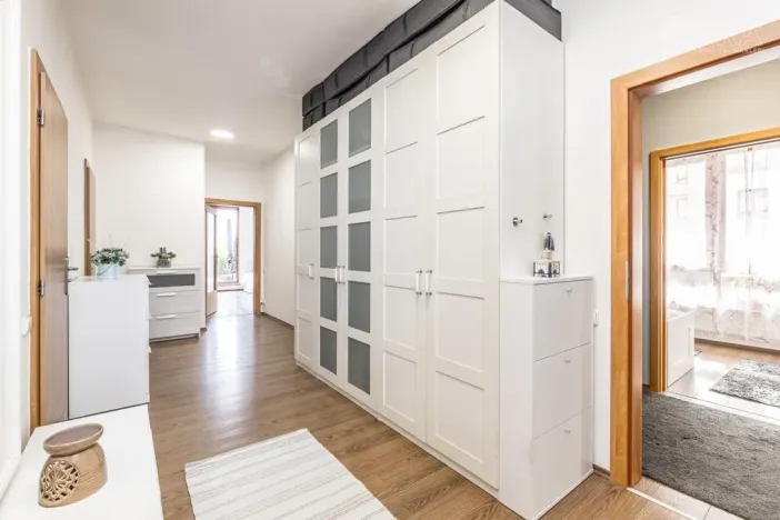 Prodej bytu 4+kk, Slaný, Kybalova, 118 m2