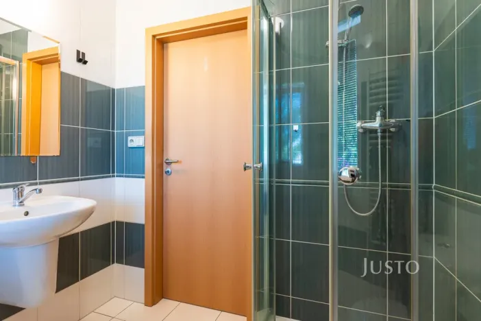 Pronájem bytu 2+kk, Staré Město, Hradišťská, 37 m2