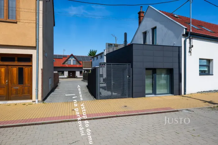 Pronájem bytu 2+kk, Staré Město, Hradišťská, 37 m2