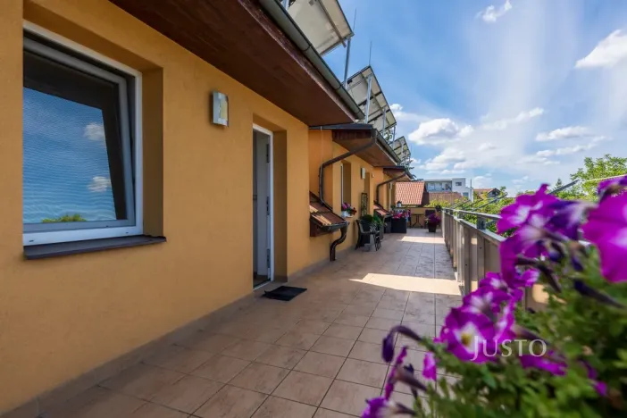 Pronájem bytu 2+kk, Staré Město, Hradišťská, 37 m2