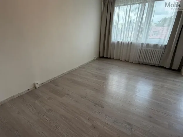 Prodej bytu 3+1, Teplice - Trnovany, Zemská, 67 m2