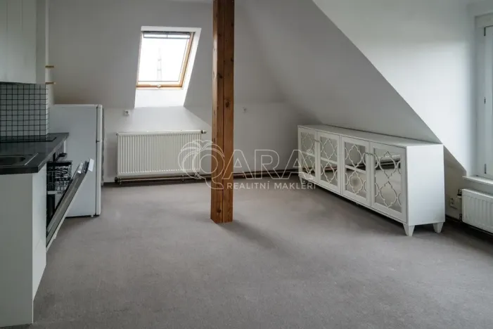 Pronájem bytu 2+kk, Praha - Vokovice, Vokovická, 50 m2