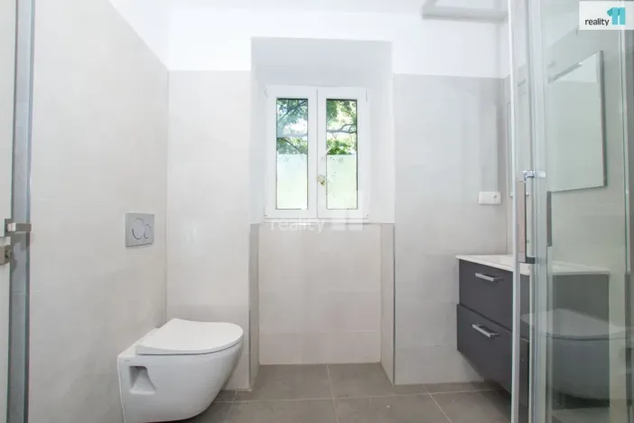 Pronájem bytu 1+kk, Liberec - Liberec II-Nové Město, Chrastavská, 25 m2