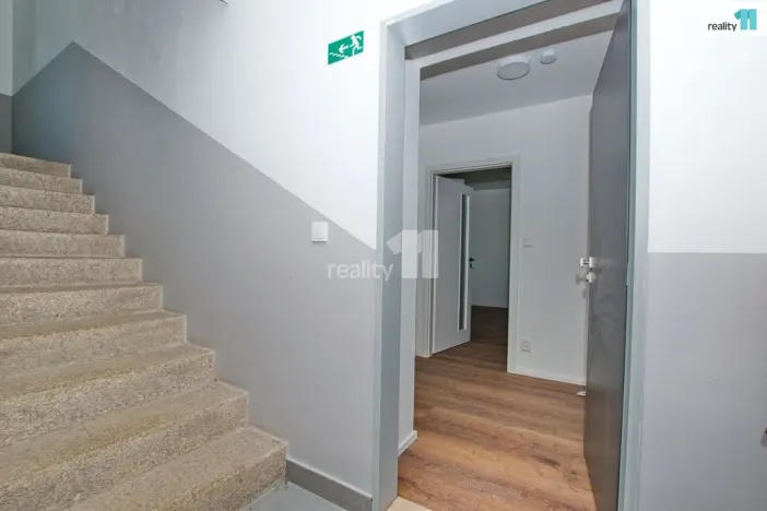 Pronájem bytu 2+kk, Liberec - Liberec II-Nové Město, Chrastavská, 50 m2