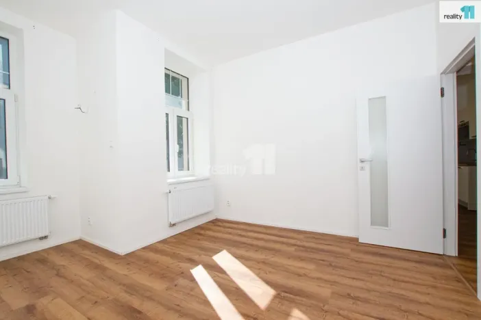Pronájem bytu 2+kk, Liberec - Liberec II-Nové Město, Chrastavská, 50 m2