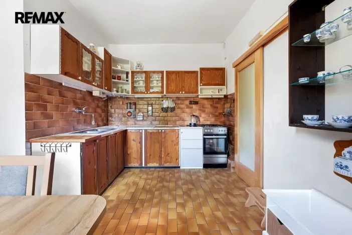 Prodej obchodního prostoru, Lomnice nad Popelkou, Komenského, 234 m2