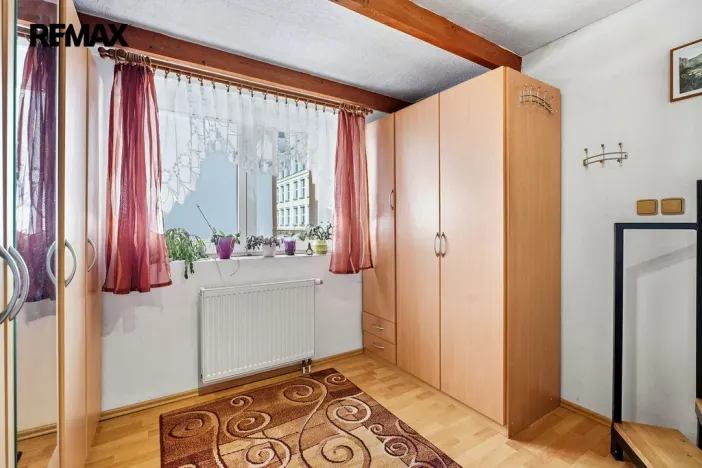 Prodej obchodního prostoru, Lomnice nad Popelkou, Komenského, 234 m2