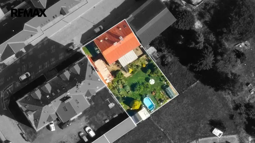 Prodej obchodního prostoru, Lomnice nad Popelkou, Komenského, 234 m2