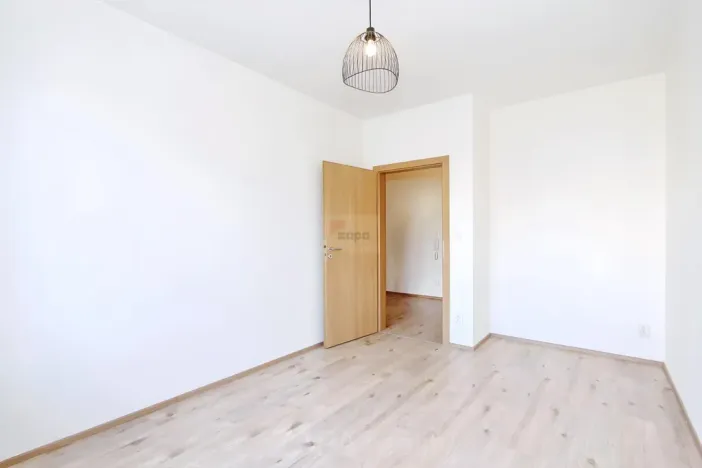 Pronájem bytu 2+kk, Praha - Čakovice, Bermanova, 48 m2