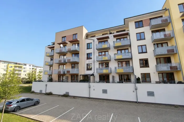 Pronájem bytu 2+kk, Praha - Čakovice, Bermanova, 48 m2