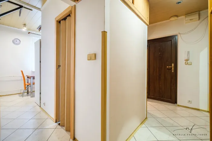 Prodej bytu 2+1, Habartov, Karla Čapka, 52 m2
