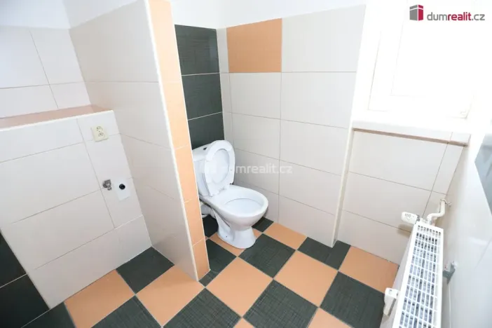 Pronájem bytu 2+1, Ostrov, Jáchymovská, 65 m2