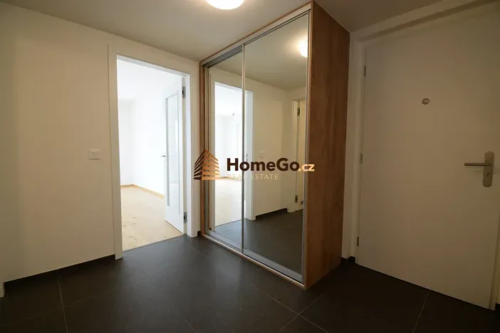 Pronájem bytu 2+kk, Praha - Modřany, Kolmanova, 67 m2