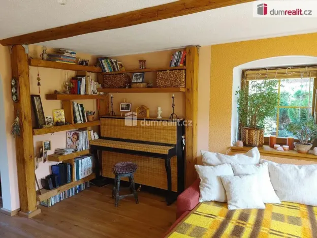Pronájem rodinného domu, Krajková, 150 m2