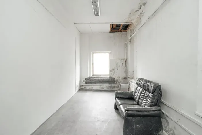 Pronájem skladu, Kladno, Na Vysokém, 367 m2