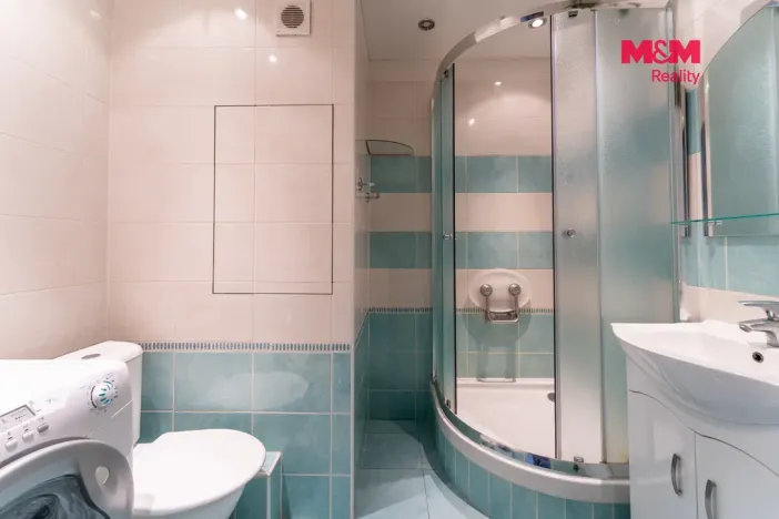 Prodej bytu 2+kk, Praha - Hloubětín, Kukelská, 48 m2