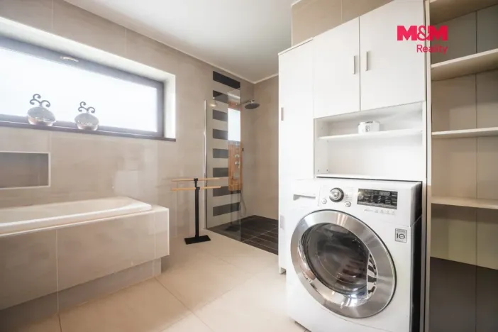 Prodej rodinného domu, Pozlovice, Hlavní, 170 m2