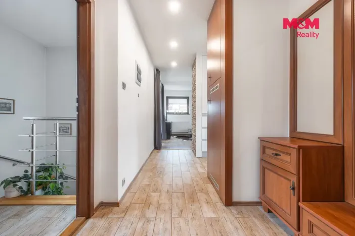 Prodej rodinného domu, Pozlovice, Hlavní, 170 m2