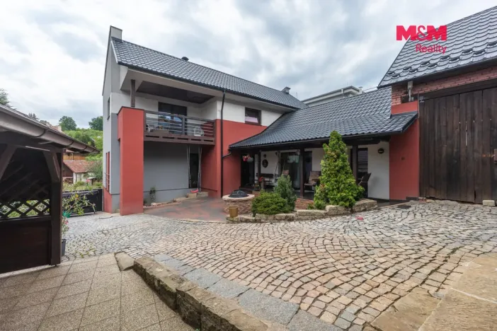 Prodej rodinného domu, Pozlovice, Hlavní, 170 m2