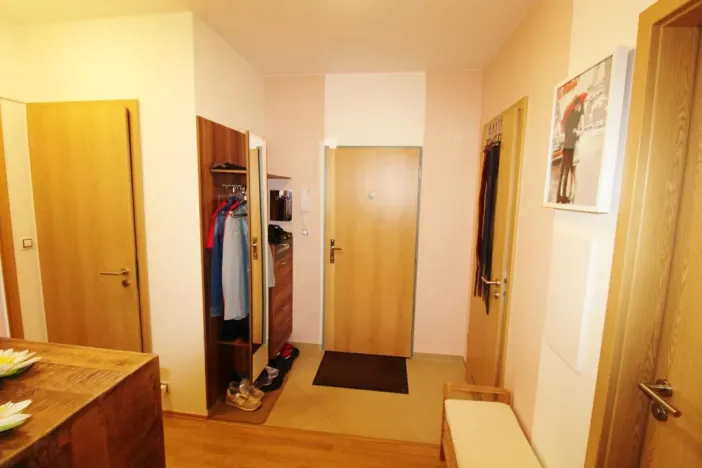 Pronájem bytu 2+kk, Praha - Letňany, Chlebovická, 56 m2