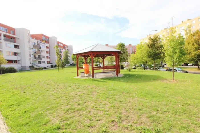 Pronájem bytu 2+kk, Praha - Letňany, Chlebovická, 56 m2