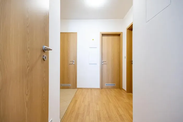 Pronájem bytu 2+kk, Praha - Letňany, Chlebovická, 56 m2