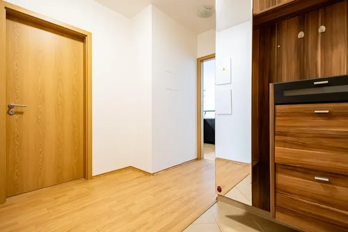 Pronájem bytu 2+kk, Praha - Letňany, Chlebovická, 56 m2