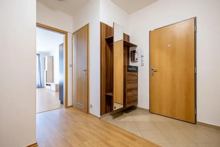 Pronájem bytu 2+kk, Praha - Letňany, Chlebovická, 56 m2