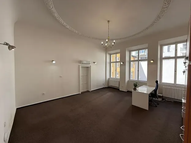 Pronájem obchodního prostoru, Praha - Nové Město, Palackého, 35 m2