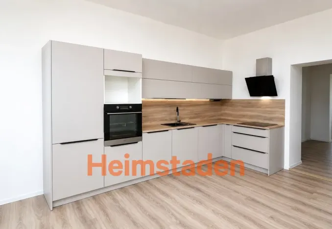 Pronájem bytu 4+kk, Ostrava - Poruba, Hlavní třída, 124 m2