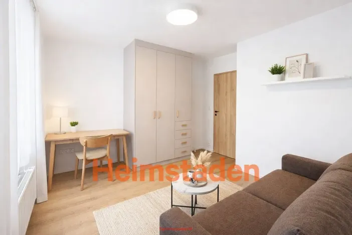 Pronájem bytu 2+1, Praha - Holešovice, Vrbenského, 53 m2
