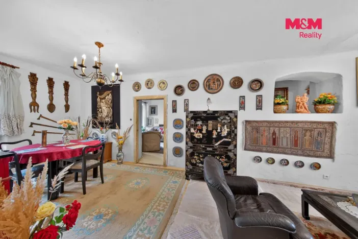 Prodej rodinného domu, Uzeničky - Černívsko, 163 m2