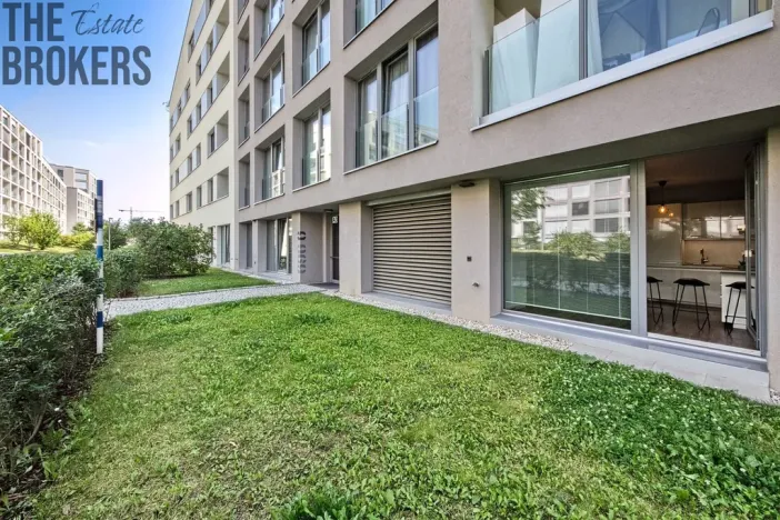Pronájem bytu 1+kk, Praha - Karlín, U Mlýnského kanálu, 37 m2