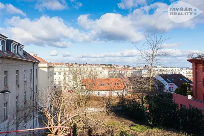 Pronájem bytu 2+kk, Praha - Břevnov, Zúžená, 30 m2