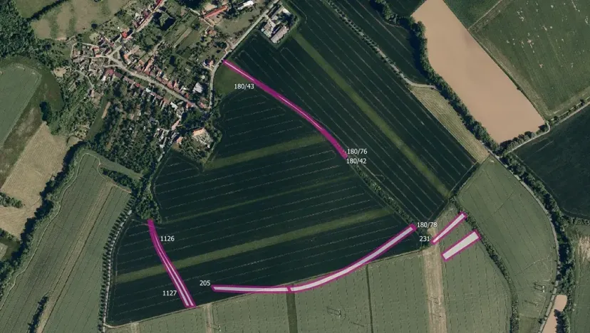 Prodej pole, Kroměříž, 16411 m2
