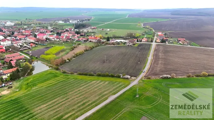 Prodej pozemku pro bydlení, Kněžice, 5632 m2