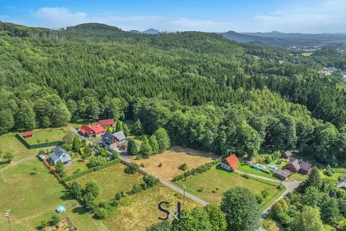 Prodej pozemku pro bydlení, Polevsko, 1821 m2