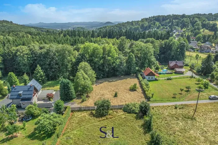 Prodej pozemku pro bydlení, Polevsko, 1821 m2