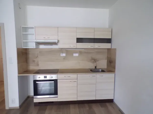 Prodej kanceláře, Praha - Vysočany, Čerpadlová, 57 m2