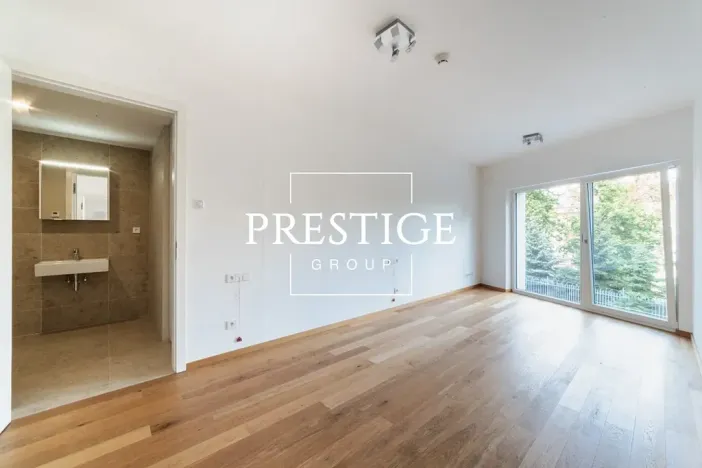 Pronájem bytu 2+kk, Praha - Smíchov, Kobrova, 81 m2