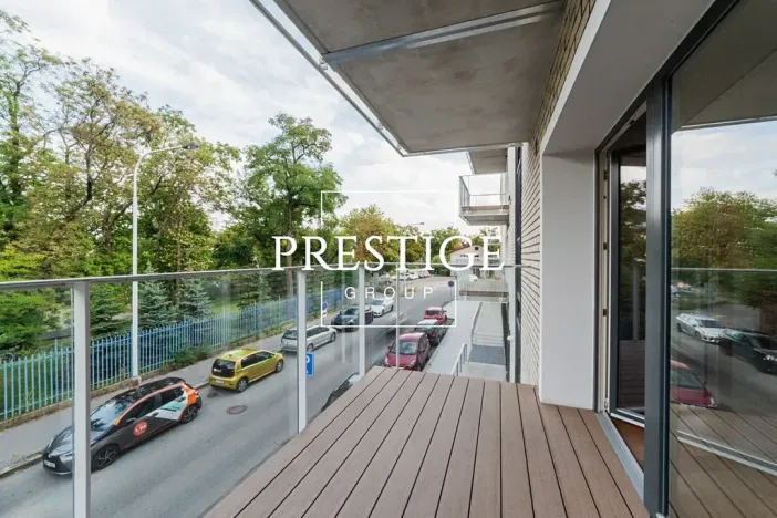 Pronájem bytu 2+kk, Praha - Smíchov, Kobrova, 81 m2